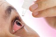 Katarakt ameliyatında enfeksiyon riskini azaltmak için göz damlası kullanımı
